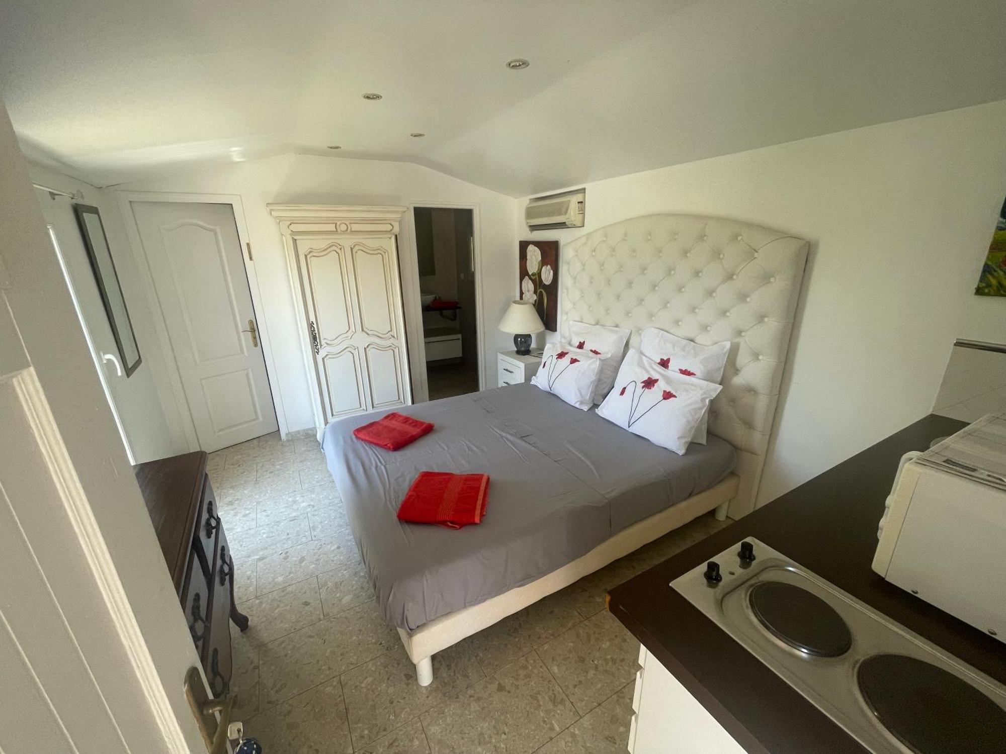 La Bergerie B&B Ванс Екстер'єр фото